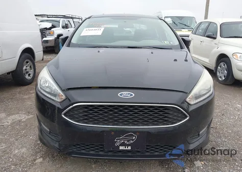 2015 Ford Focus Se z USA, uszkodzony, nr VIN 1FADP3F28FL247691